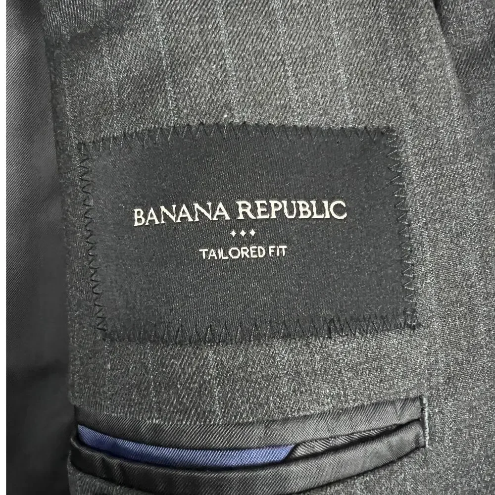 Banana Republic Mens 46R Preppy Minimalist Professional Office Pinstripe Blazer‎